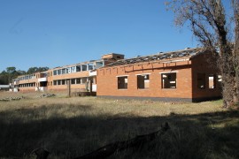 Last Friday community members protested in Blyvoor because the water supply to the former mining town had been cut. A part of the main water pipe to the village was also stolen by metal thieves. Some police members and members of the security company currently working in Blyvoor however found and retrieved the stolen pipes, and also cracked down on an illegal scrap metal dealer in the nearby Matariana Village.