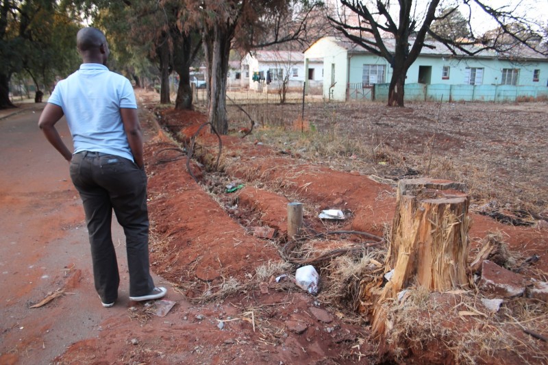 Since August 2013 when Blyvoor Mine was placed under provisional liquidation, conditions at the mine has gone from bad to worse. These photos were taken during a visit to some buildings stripped by illegal miners and metal thieves last year August.