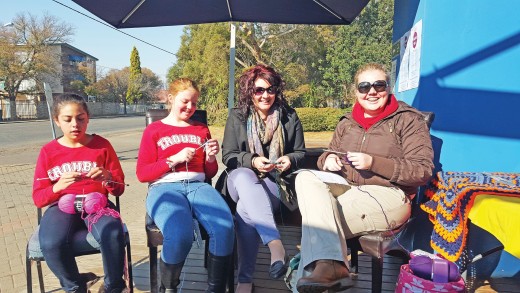 Kelsey-Lee Meiring, Marli van Staden, Louwna Nel and Madri van Staden were among the first to cast on their stitches on Saturday. Photos: Tamlyn Patterson