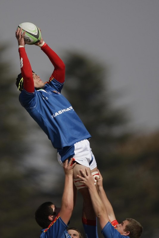 Die halfeindronde van die Valke se liga om die Beeldtrofee vir grootskole is Saterdag in Meyerton by die Hoërskool Dr. Malan aangebied. Vaalweekblad was daar om al die aksie vas te vang. Foto's: Ettienne van Rensburg