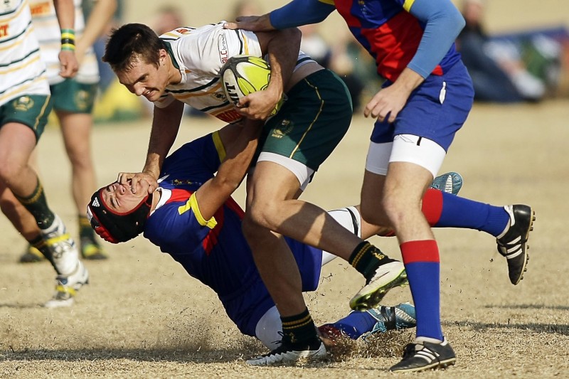 Die halfeindronde van die Valke se liga om die Beeldtrofee vir grootskole is Saterdag in Meyerton by die Hoërskool Dr. Malan aangebied. Vaalweekblad was daar om al die aksie vas te vang. Foto's: Ettienne van Rensburg