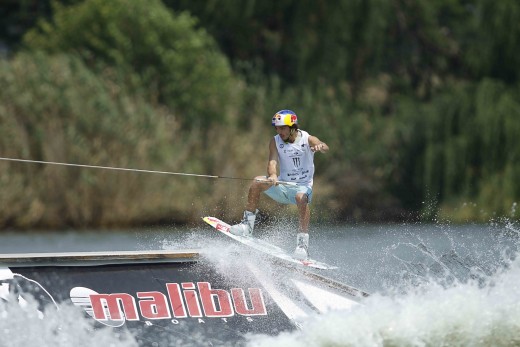 Action during the Europe and Africa Wakeboarding and Wakeskate Champioenships that graced the bank of Vaal River. Photos: Ettienne van Rensburg