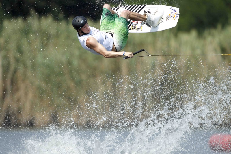Action during the Europe and Africa Wakeboarding and Wakeskate Champioenships that graced the bank of Vaal River. Photos: Ettienne van Rensburg