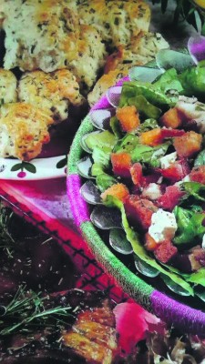 Herbed braai rolls and spinach salad with croutons.
