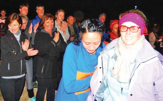 Foto 4: ‘n Seëvierende glimlag by die wenstreep.