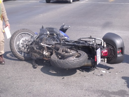 Die ongeluk het vanoggend gebeur by die pick n pay verkeerslug op die bagras pad. Foto's: Chris Smuts