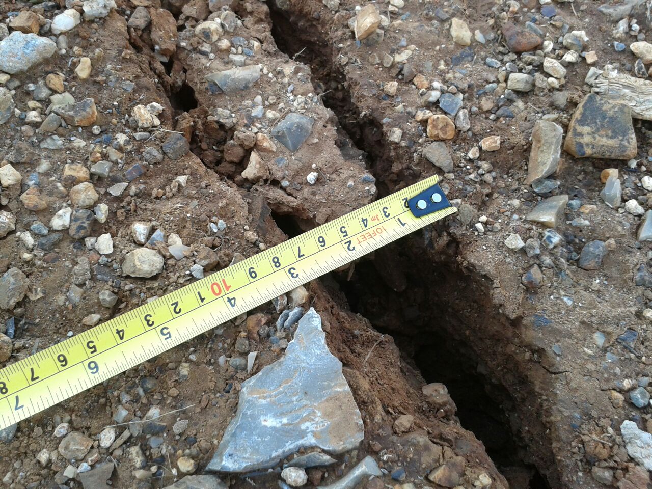 Some of the cracks at the valve were already several centimetres wide.